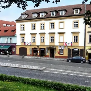 u-krize.praguehotelsweb.com/