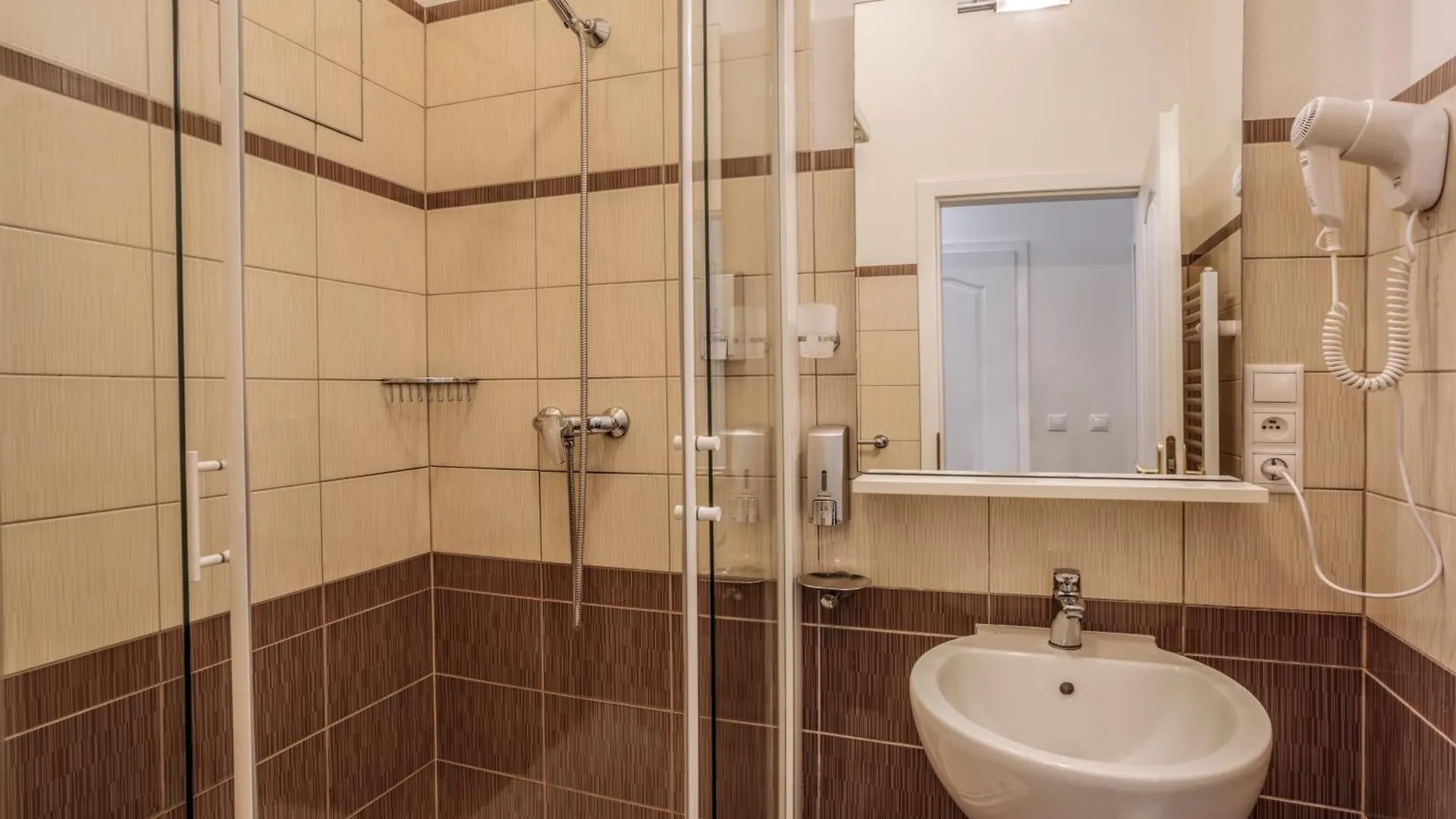 Hotel Europa Brno 3*,